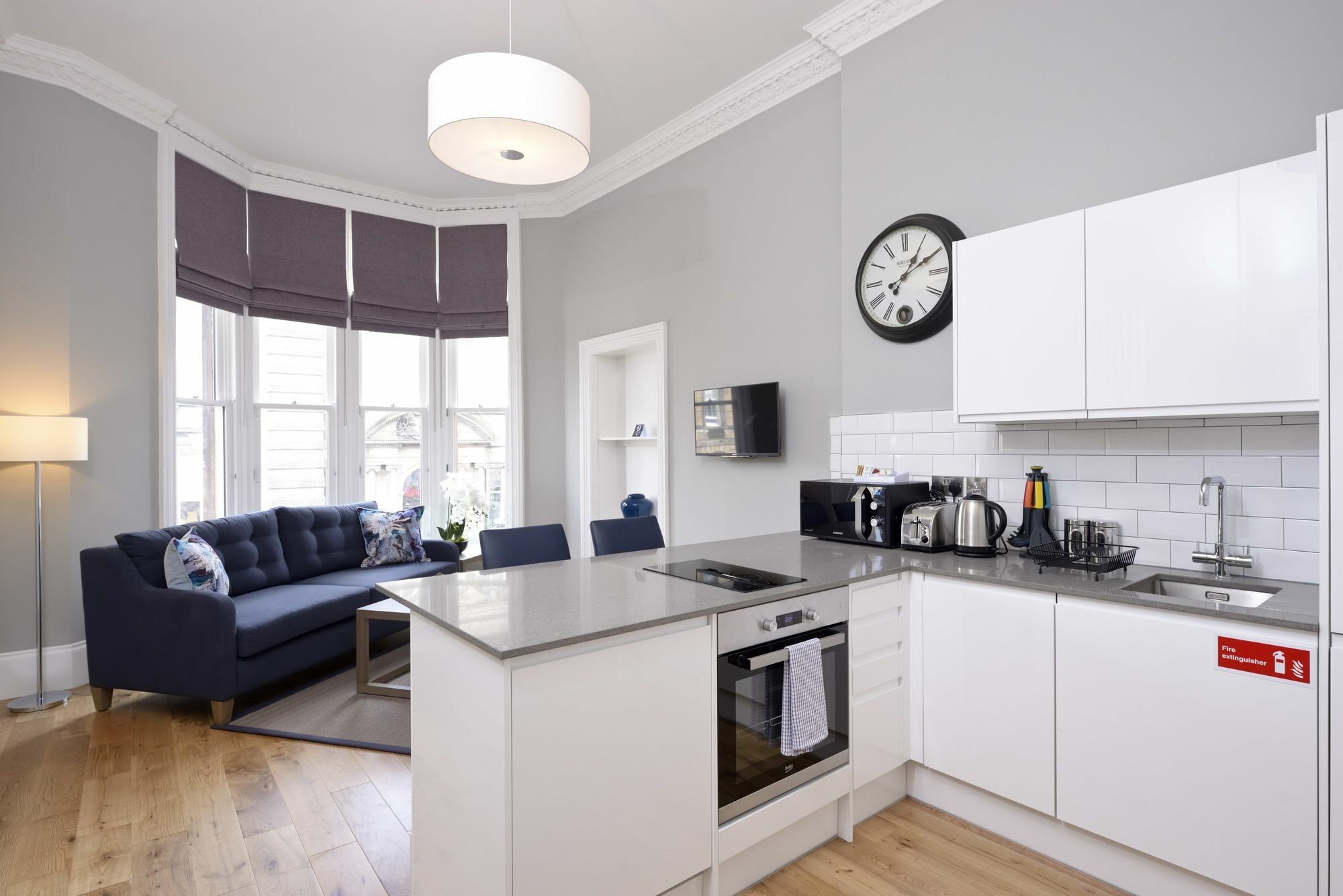 Destiny Scotland Apartments At West End - Princes Street エディンバラ エクステリア 写真