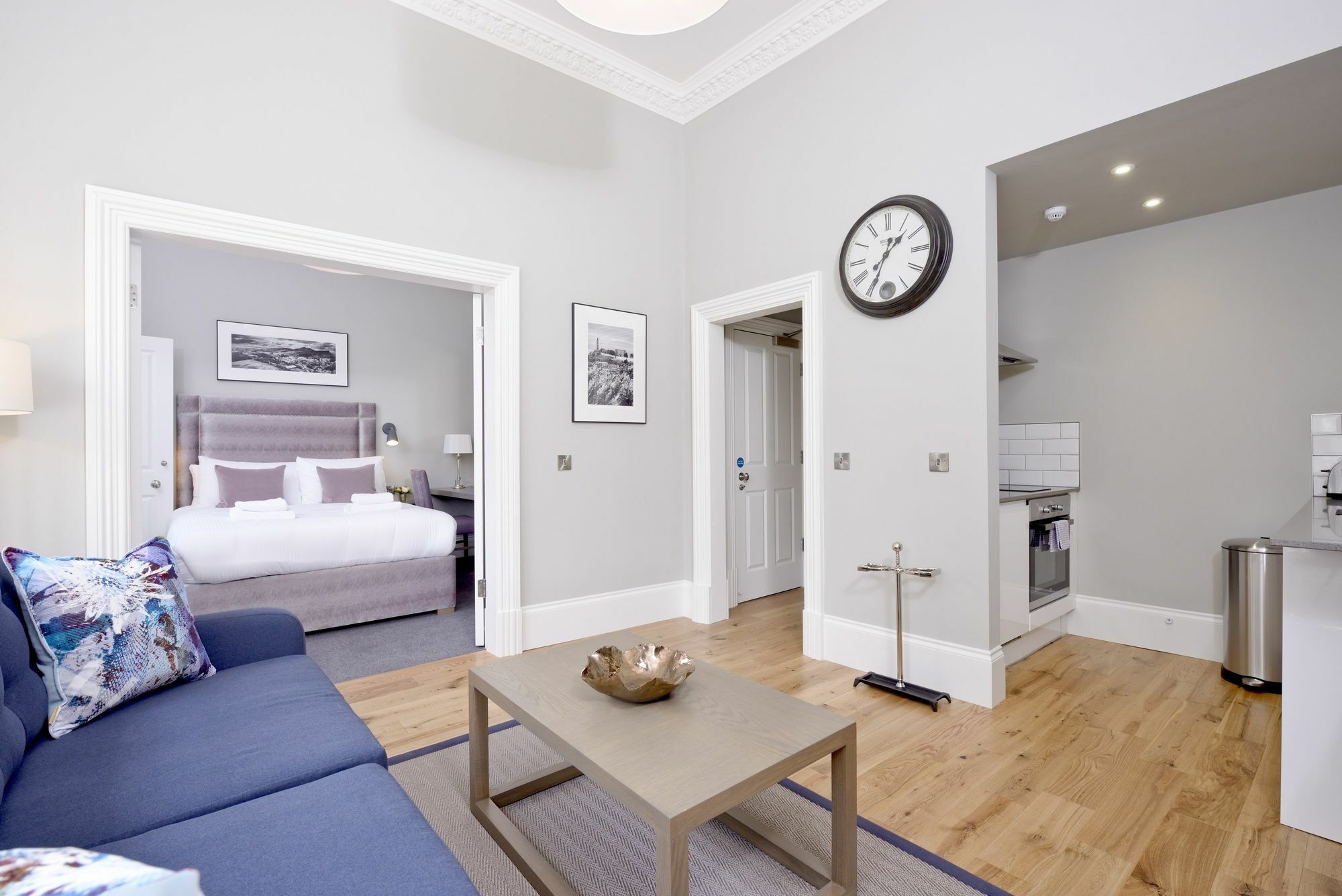 Destiny Scotland Apartments At West End - Princes Street エディンバラ エクステリア 写真